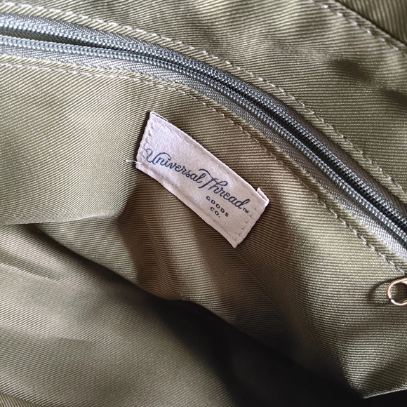 Universal Thread Green and White Tote Bag with Adjustable Strap - Picture 9 of 14